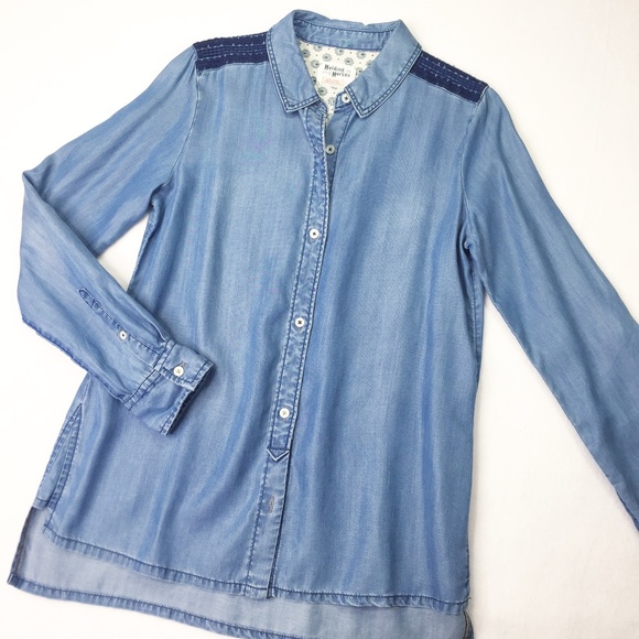 Anthropologie Chambray Button Down Shirt - Picture 1 of 10